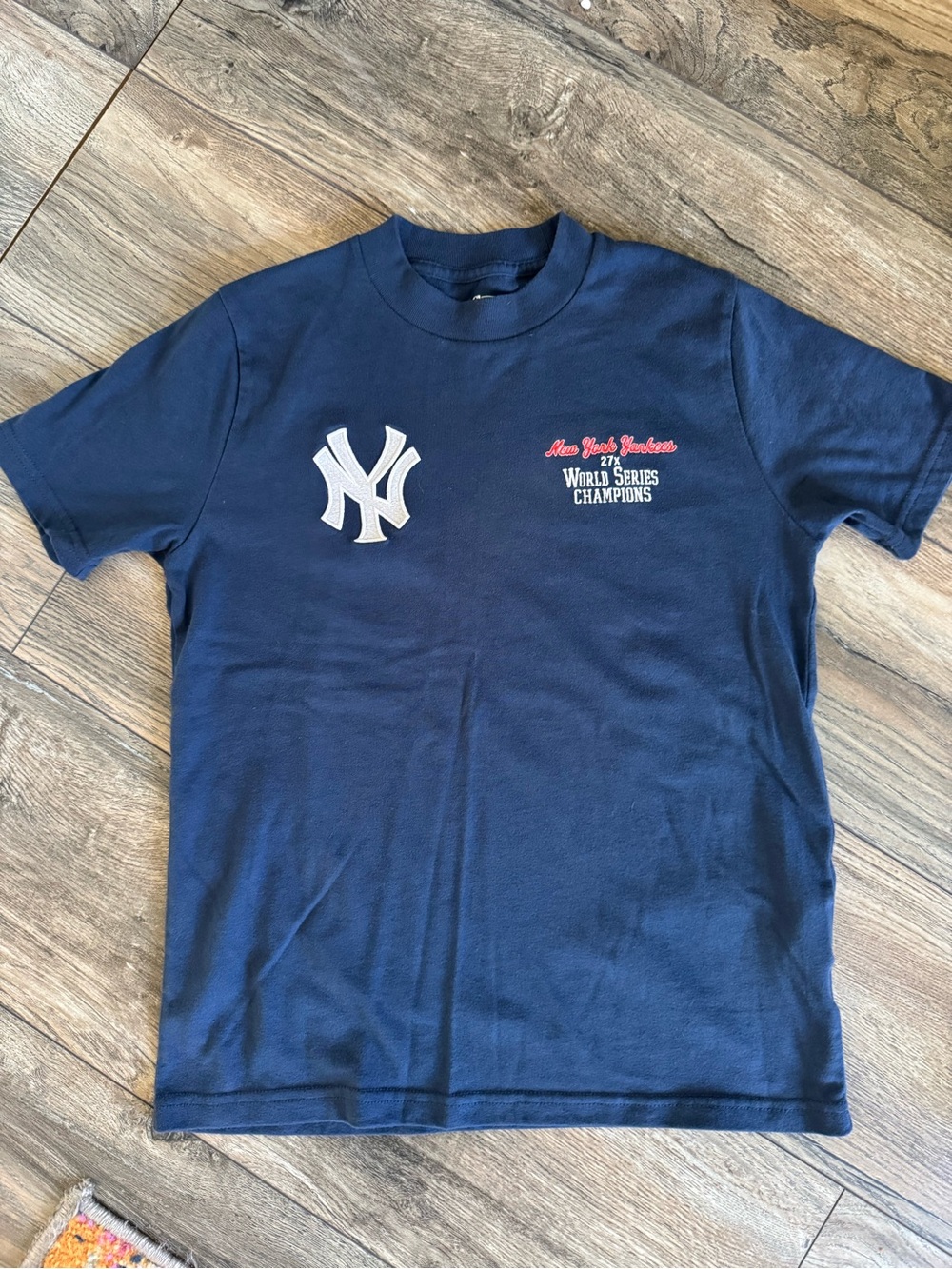 Abercrombie Yankees shirt